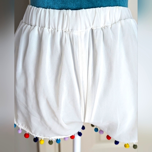 Cherry Koko, Multicolored Pom Pom Trim Shorts - Picture 7 of 8